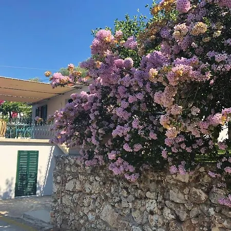 Konstantinas House, A Touch Of Nature & Sea