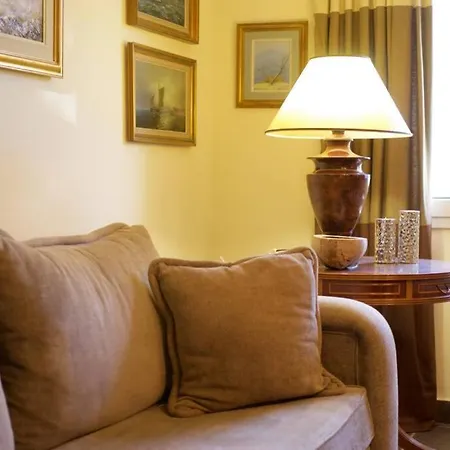 Konstantinas House, A Touch Of Nature & Sea Holiday home *