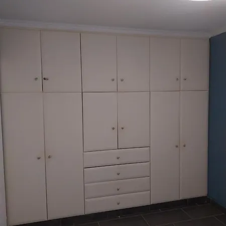 Dom wakacyjny Konstantinas House, A Touch Of Nature & Sea