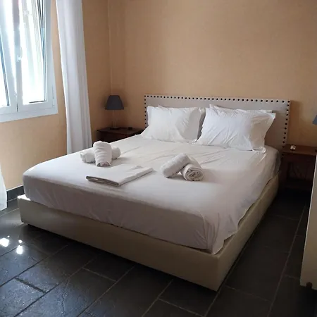 Konstantinas House, A Touch Of Nature & Sea Dom wakacyjny Ferendinata