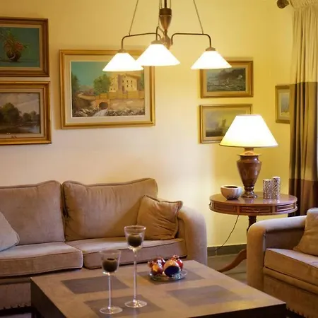 Konstantinas House, A Touch Of Nature & Sea Case de vacanță *
